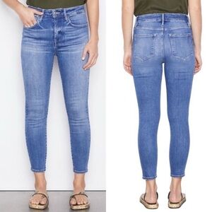FRAME Denim Le One Skinny Crop Jeans in Sapphire